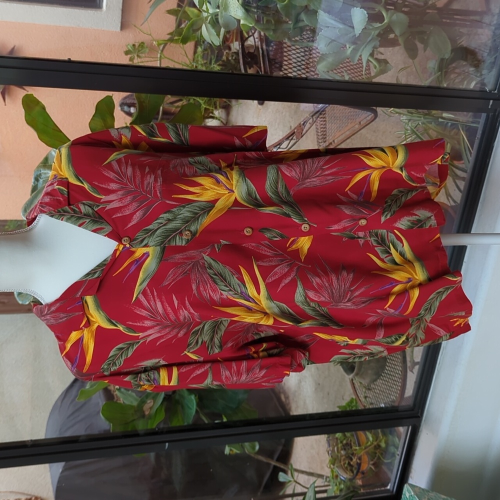 Paradise Found Magnum PI original Floral print Hawaiian shirt